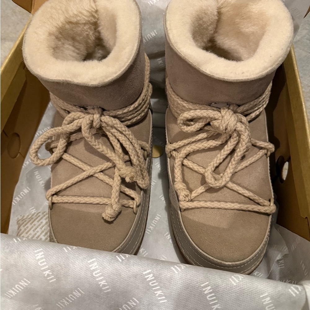 Inuikii Tan Winter Boots with Cozy Lining
